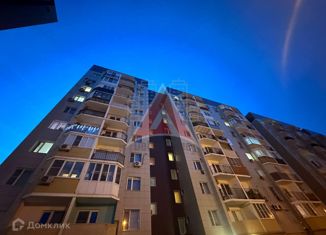 Однокомнатная квартира на продажу, 32 м2, Астрахань, улица Бабаевского, 1к1, Ленинский район
