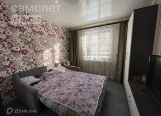Продам трехкомнатную квартиру, 66.7 м2, Кировская область, улица Макаренко, 2