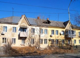 Продам комнату, 46.4 м2, Артём, улица Калинина, 11