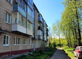 Продается однокомнатная квартира, 31.2 м2, посёлок городского типа Редкино, проспект Химиков, 38