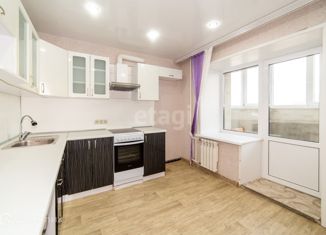 Продается 2-ком. квартира, 60 м2, Благовещенск, улица Строителей, 70