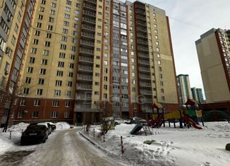 Продается 3-комнатная квартира, 92.4 м2, Новосибирск, улица Адриена Лежена, 27/1