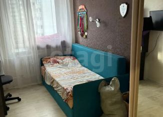 Продам трехкомнатную квартиру, 48 м2, Вологда, улица Возрождения, 47А