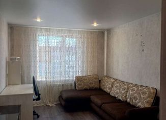 Сдаю 1-ком. квартиру, 33 м2, поселок городского типа Стройкерамика, улица Николая Симонова, 8