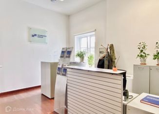 Сдам в аренду офис, 53 м2, Москва, улица Петровка, 27, улица Петровка