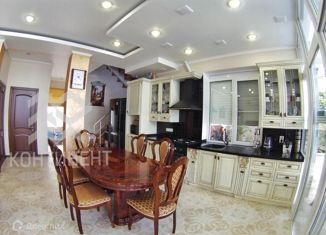 Продается дом, 220 м2, Евпатория, улица Революции, 9А/3