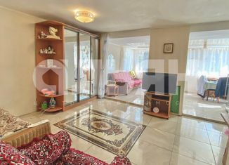 Продам двухкомнатную квартиру, 45.7 м2, посёлок городского типа Партенит, Фрунзенское шоссе, 2