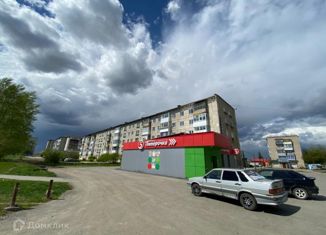 Продаю трехкомнатную квартиру, 51.2 м2, Богданович, Октябрьская улица, 90