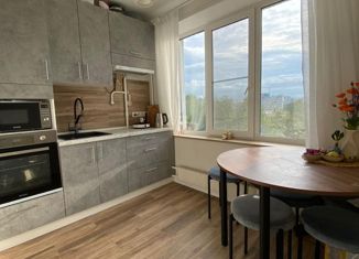 Продаю 2-ком. квартиру, 45 м2, Москва, Тучковская улица, 4, Тучковская улица