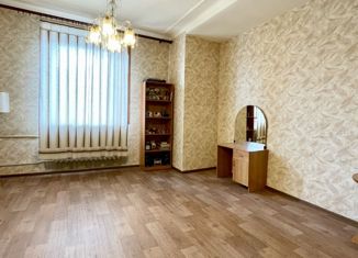 Продажа 2-комнатной квартиры, 63 м2, Мурманская область, проспект Ленина, 65
