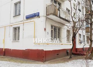 Продается 3-комнатная квартира, 54.7 м2, Москва, проспект Маршала Жукова, 15к2, метро Народное Ополчение