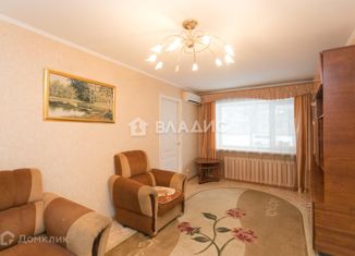 Продажа 3-ком. квартиры, 65 м2, Тында, Школьная улица, 19