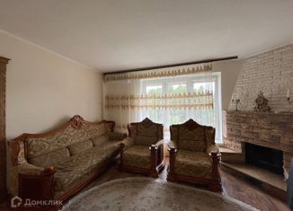 Продается 5-комнатная квартира, 101.5 м2, Владикавказ, Бородинская улица, 10, Иристонский муниципальный округ