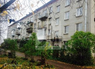 Продается трехкомнатная квартира, 58 м2, деревня Низино, Центральная улица, 4