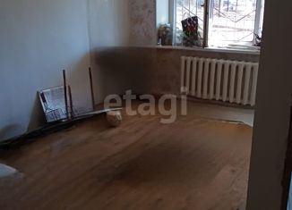 Продажа 2-комнатной квартиры, 42.6 м2, Владивосток, улица Вострецова, 7