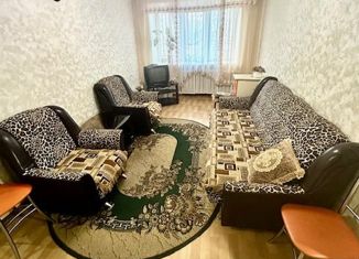 Продам трехкомнатную квартиру, 56 м2, Нижний Новгород, проспект Ильича, 36А, метро Парк Культуры
