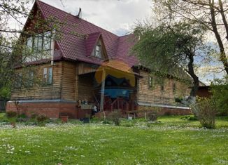 Продаю дом, 250 м2, деревня Федоровское, 2-я Центральная улица