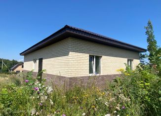 Продаю дом, 100 м2, деревня Зинино