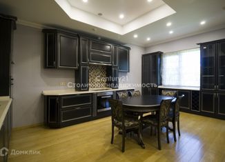 Продаю таунхаус, 198 м2, посёлок Вёшки, Зелёный бульвар, 12