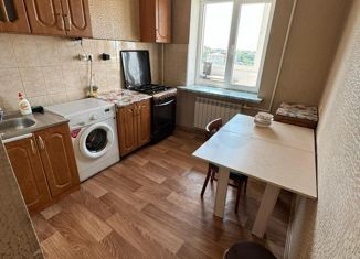 Продажа четырехкомнатной квартиры, 81 м2, Армавир, улица Полины Осипенко, 112