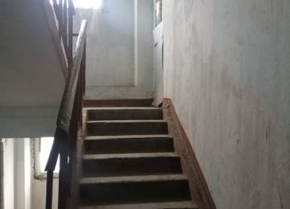 Продаю однокомнатную квартиру, 30 м2, Артём, Норильская улица, 8