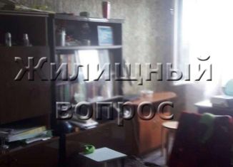 Трехкомнатная квартира на продажу, 60 м2, Красное Село, Бронетанковая улица, 13к1