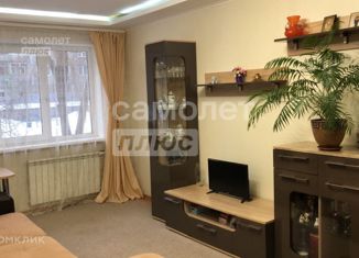 Продам 3-ком. квартиру, 64 м2, Красноярский край, улица Горького, 57