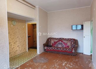 Трехкомнатная квартира на продажу, 42.7 м2, Волгоград, проспект Маршала Жукова, 97