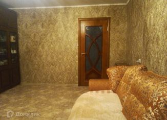 Продам 3-комнатную квартиру, 60 м2, Челябинск, Гражданская улица, 29, Ленинский район