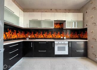 Сдаю 2-ком. квартиру, 59 м2, Казань, улица Чингиза Айтматова, 9, ЖК Молодёжный