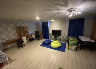 Продается 4-ком. квартира, 217.6 м2, Ставрополь, улица Руставели, 141, микрорайон № 18