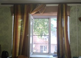 Продаю комнату, 80 м2, Батайск, улица Ленина, 209