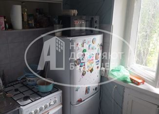 Продается 2-ком. квартира, 44 м2, Лысьва, улица Металлистов, 18А