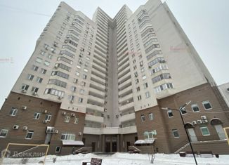 Сдается 2-комнатная квартира, 61 м2, Екатеринбург, улица Красных Командиров, 29, улица Красных Командиров