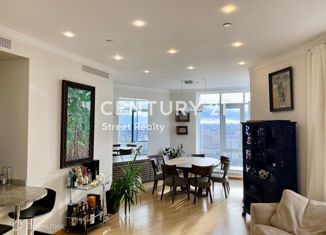 Продается трехкомнатная квартира, 144 м2, Москва, Мосфильмовская улица, 70к2, район Раменки