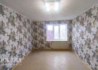 Продается 2-комнатная квартира, 29.3 м2, Старый Оскол, микрорайон Приборостроитель, 21