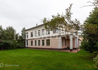 Сдам дом, 570 м2, село Николо-Урюпино, Станиславская улица, 3