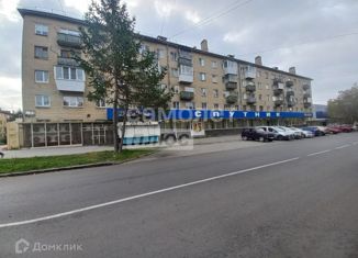 Однокомнатная квартира на продажу, 29.9 м2, Озёрск, улица Кирова, 23