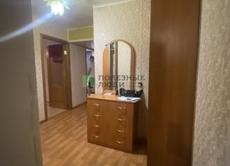 Продается 2-комнатная квартира, 50.2 м2, Удмуртия, улица Кирова, 105