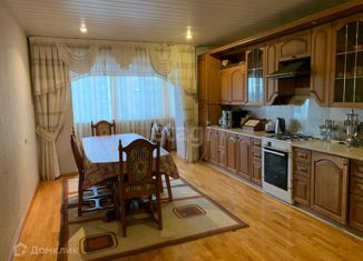 Продажа 4-комнатной квартиры, 151.1 м2, Карачаево-Черкесия, Международная улица, 85