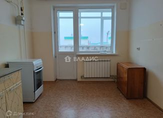 Продам 2-ком. квартиру, 50.1 м2, посёлок Новинки, улица Гагарина, 1