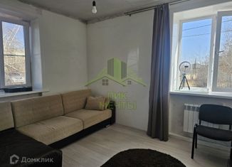 Продаю 2-комнатную квартиру, 47 м2, Улан-Удэ, улица Комарова, 3