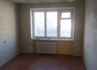 Продажа трехкомнатной квартиры, 57.4 м2, Волгоград, улица Тулака, 14, Советский район