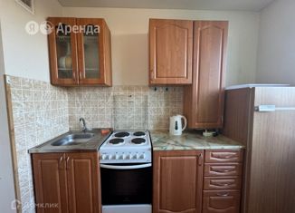 Сдам 1-комнатную квартиру, 33 м2, Екатеринбург, Комсомольская улица, 78, Комсомольская улица