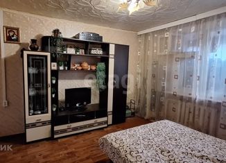 Продается 2-ком. квартира, 40.7 м2, Лянтор, 3-й микрорайон, 42