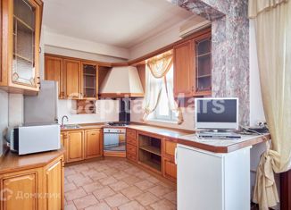 Продам 4-ком. квартиру, 99 м2, Москва, улица Куусинена, 25, район Сокол