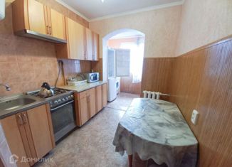 Продается трехкомнатная квартира, 57.4 м2, Крым, Красноармейская улица, 56