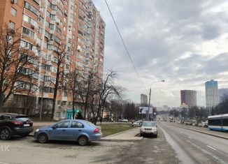 Продаю 1-комнатную квартиру, 38.5 м2, Москва, Симферопольский бульвар, 29к3, исторический район Волхонка-ЗИЛ