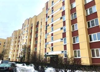 Продается двухкомнатная квартира, 54.5 м2, Петергоф, Бобыльская дорога, 57
