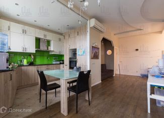 Сдам в аренду трехкомнатную квартиру, 114 м2, Санкт-Петербург, Костромской проспект, 71, метро Удельная